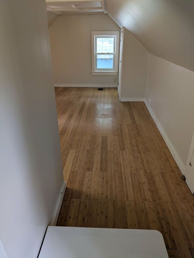 Building Photo - 258 Essex St