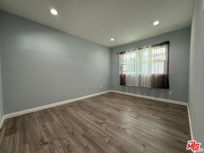 Building Photo - 15962 Gault St