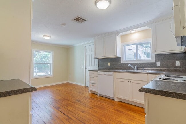 Building Photo - 13563 FM Rd 2432