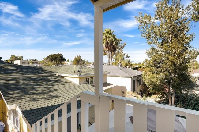 Building Photo - 4415-4419 VAN DYKE AVENUE %