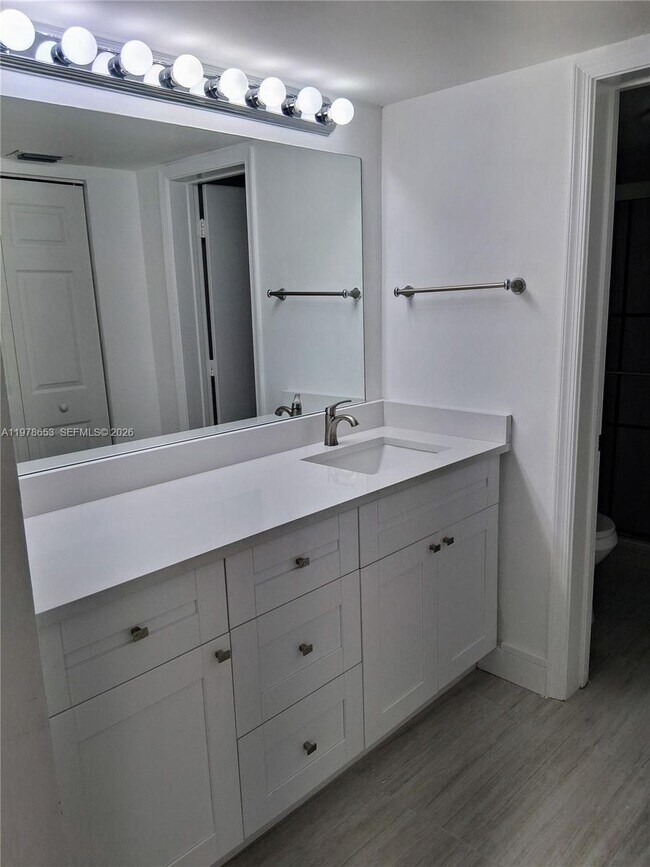 Building Photo - 1205 Congressional Way