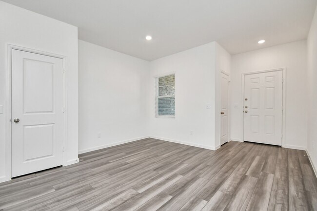 Building Photo - 13427 Harrow Park Ln