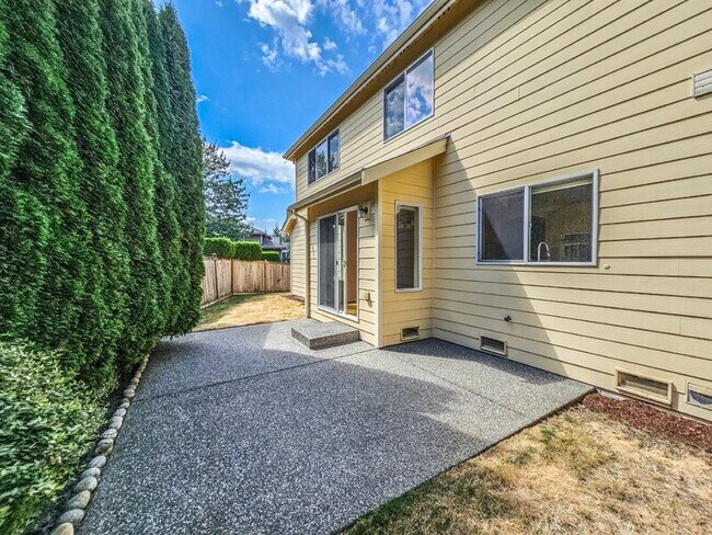 Building Photo - 4424 239th Pl SE