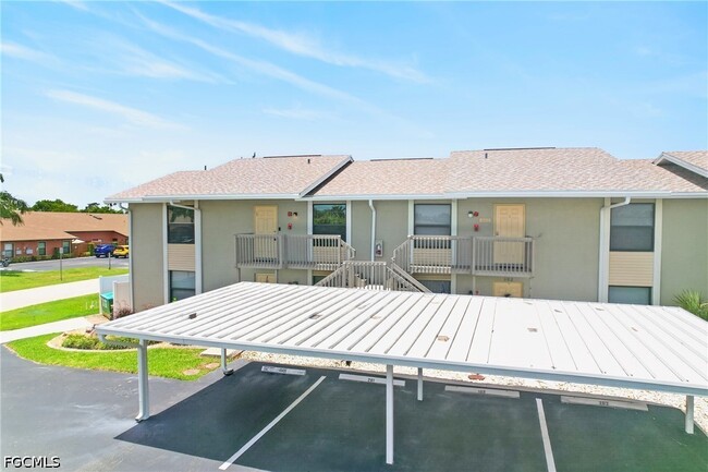 Building Photo - 4708 SW 8th Pl