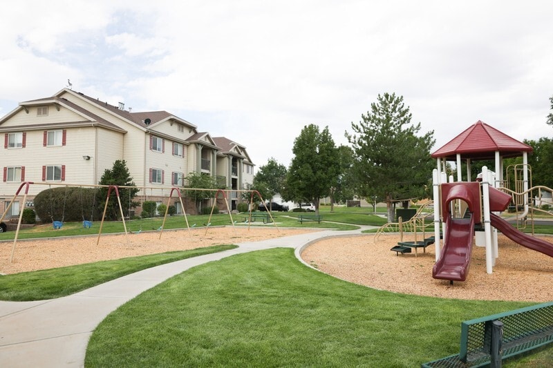 Building Photo - 8116 N Ridge Loop W