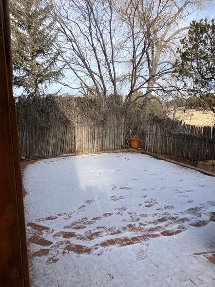 Building Photo - 3228 1/2 La Avenida de San Marcos