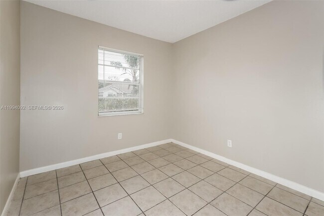 Building Photo - 1274 SW Byron St