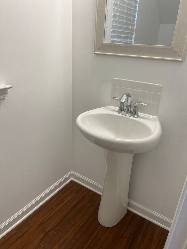 Building Photo - Lovely Home in Palmetto Pointe!-FREE Month Special!