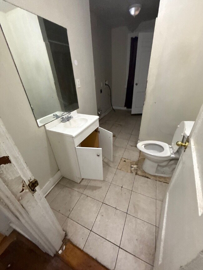 Building Photo - 719 Craft Rd