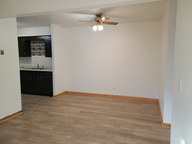 Dining room - 317 N Harvard Ave