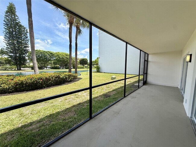 Building Photo - 400 Waterway Dr S