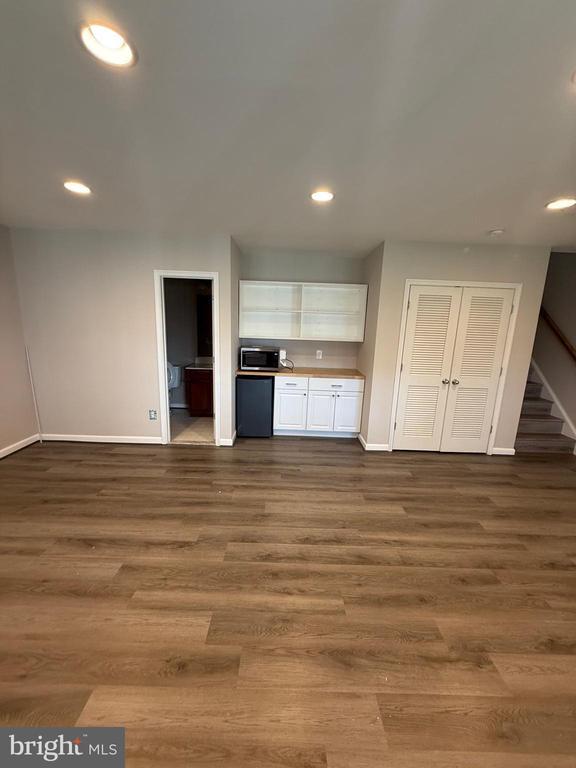 Building Photo - 113 Blackford Dr