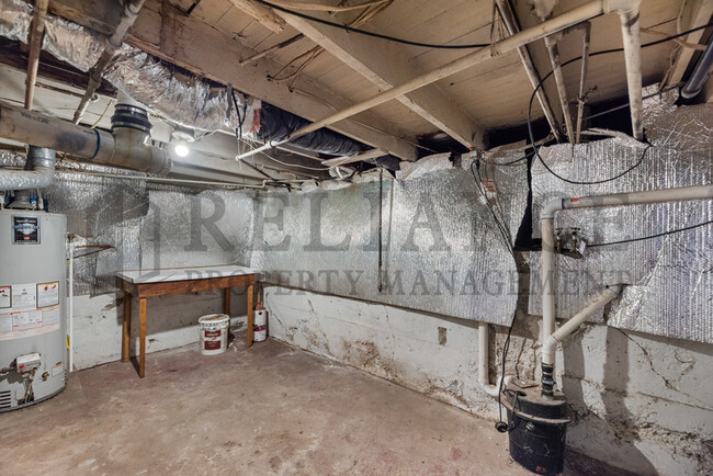Building Photo - 2101 S Water St