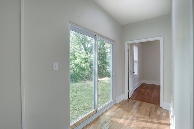 Building Photo - Completely Renovated - Three Bedroom, Two ...