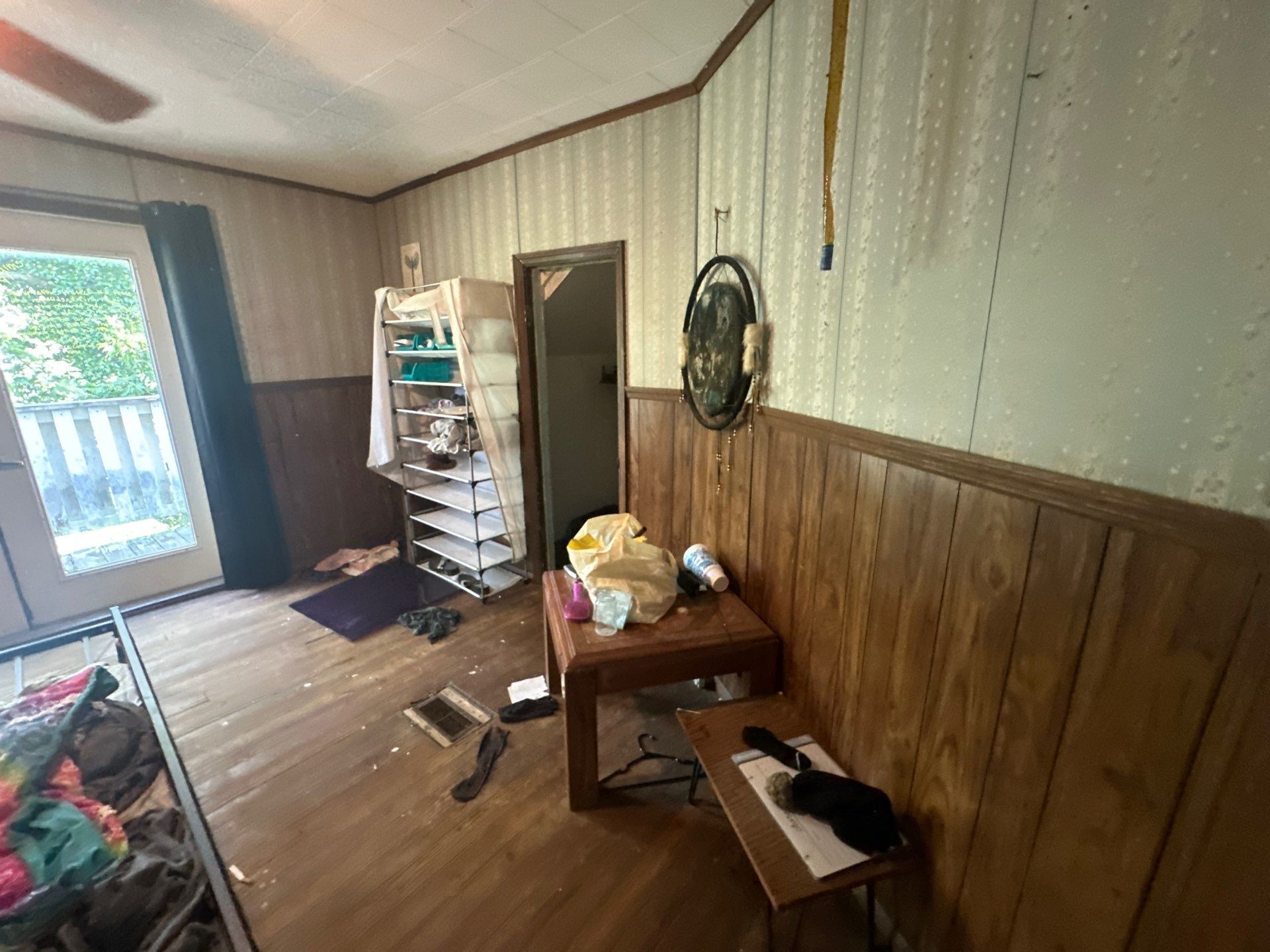 Building Photo - 805 S Hickory St