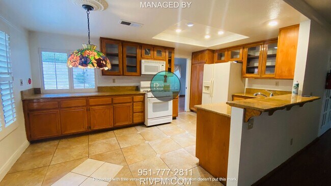 Building Photo - 4 bedroom Home w/ Bonus Room. Includes Access to Sunnymead Ranch!