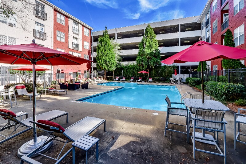 Building Photo - 435 Highland Ave NE