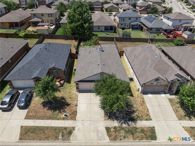 Building Photo - 9513 Fratelli Court