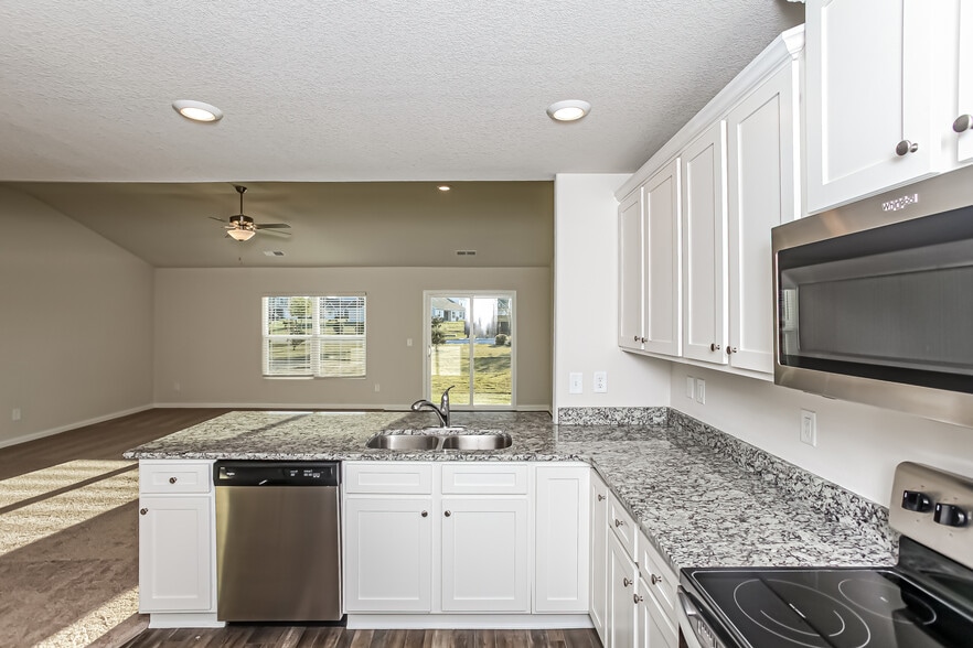 Building Photo - 1009 Sease Gdn Ct