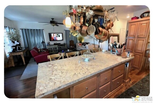 Building Photo - 15300 Palm Dr