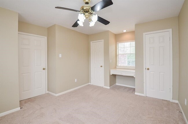 Building Photo - 16714 Colony Terrace Dr