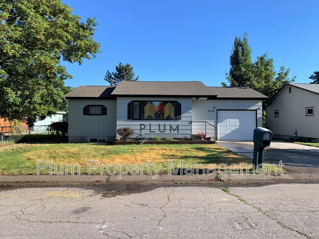 Building Photo - 2318 S 10th St W