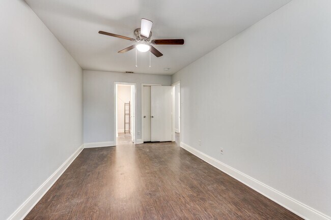Building Photo - 3518 8th Ave
