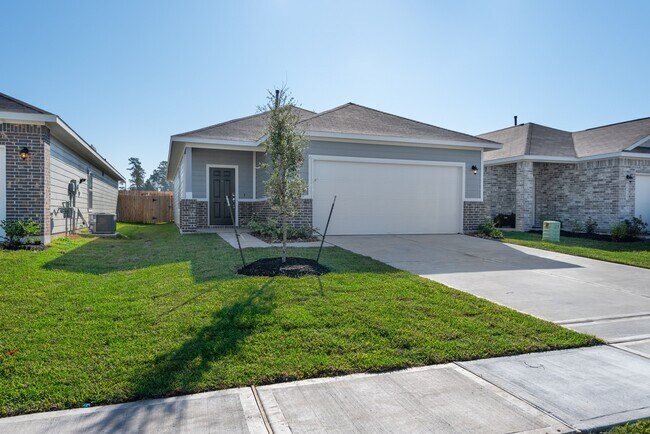Building Photo - 25719 Northpark Palm Dr