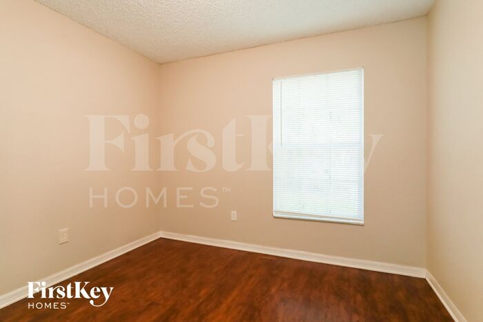 Building Photo - 14905 SE 25 Pl