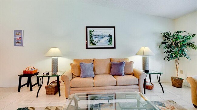 Building Photo - 7893 Timberwood Cir