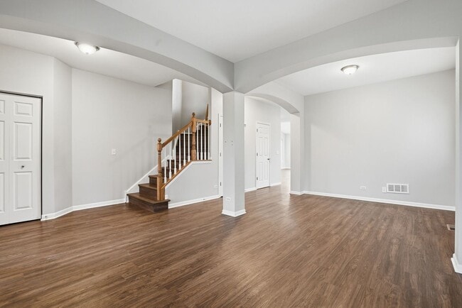 Building Photo - 2647 Pecos Cir