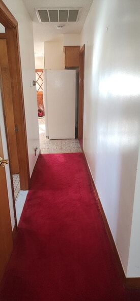 Building Photo - 561 Chicago St