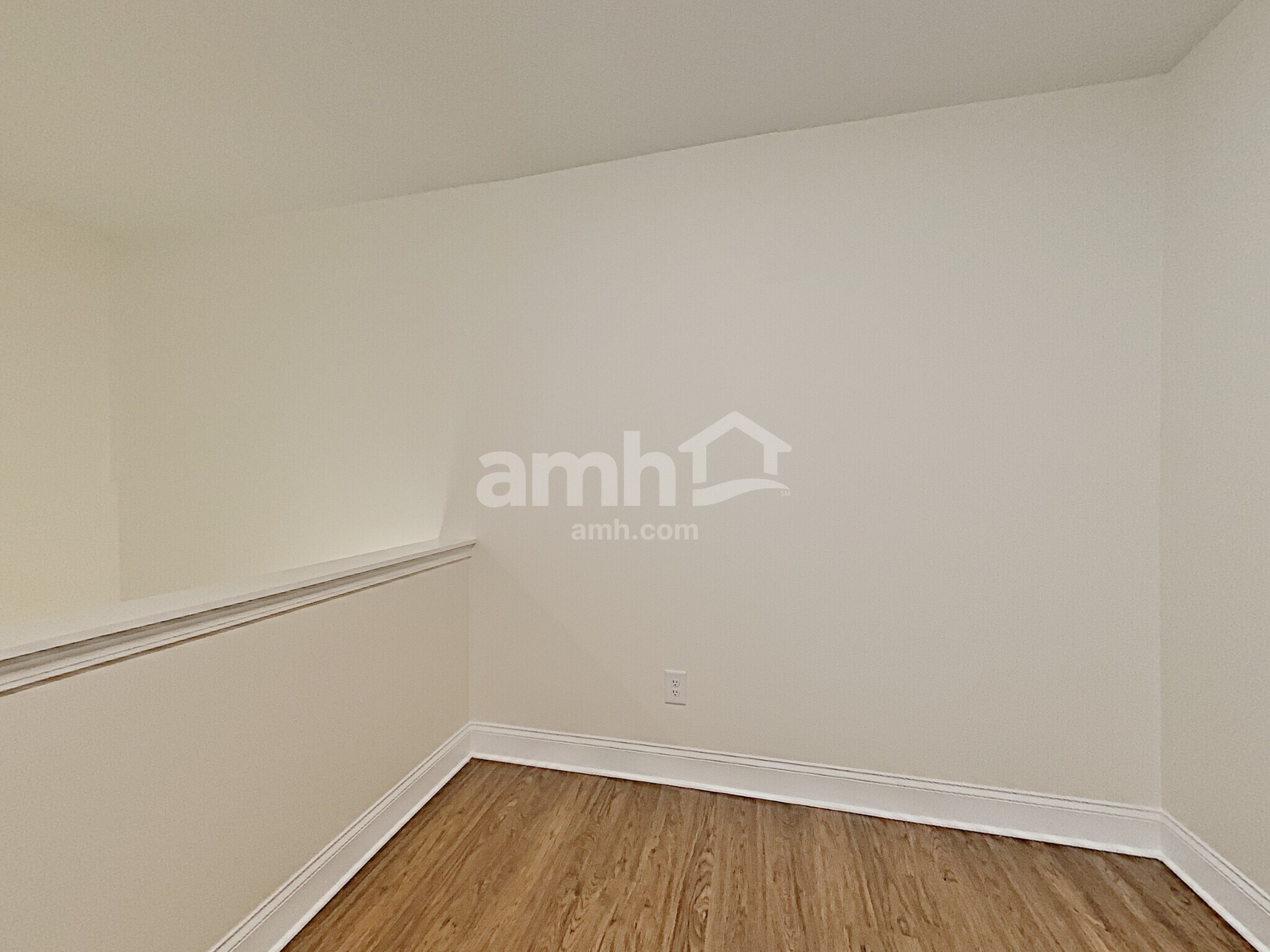 Building Photo - 568 Woodall Rd