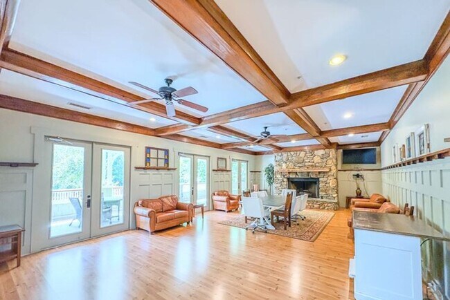 Building Photo - LEASING FOR AUGUST 2026! WOODLANDS OF ATHENS