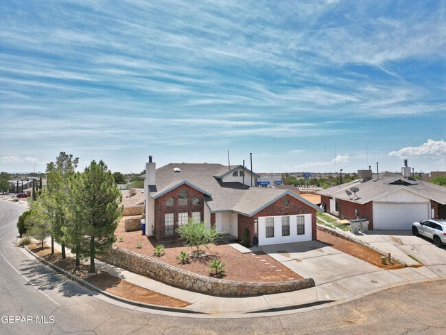 Primary Photo - 11726 Stone Castle Dr