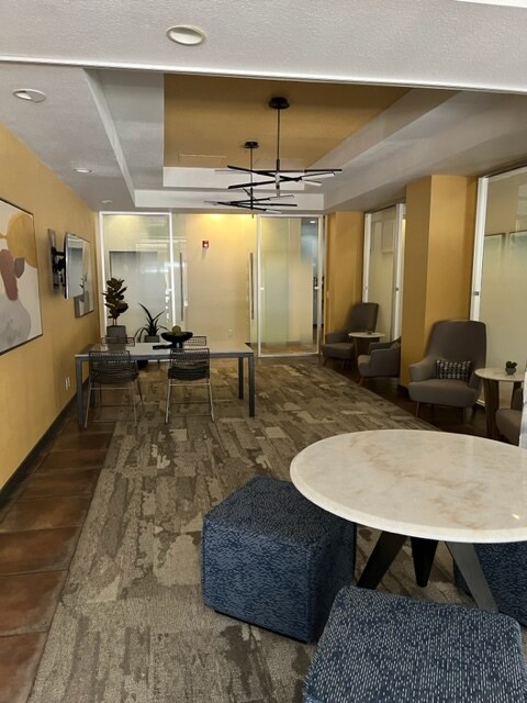 Common area - conference room - 100 Park Ave W
