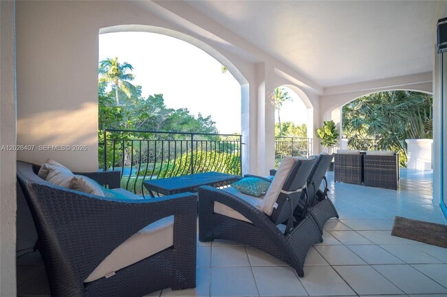 Building Photo - 19211 Fisher Island Dr