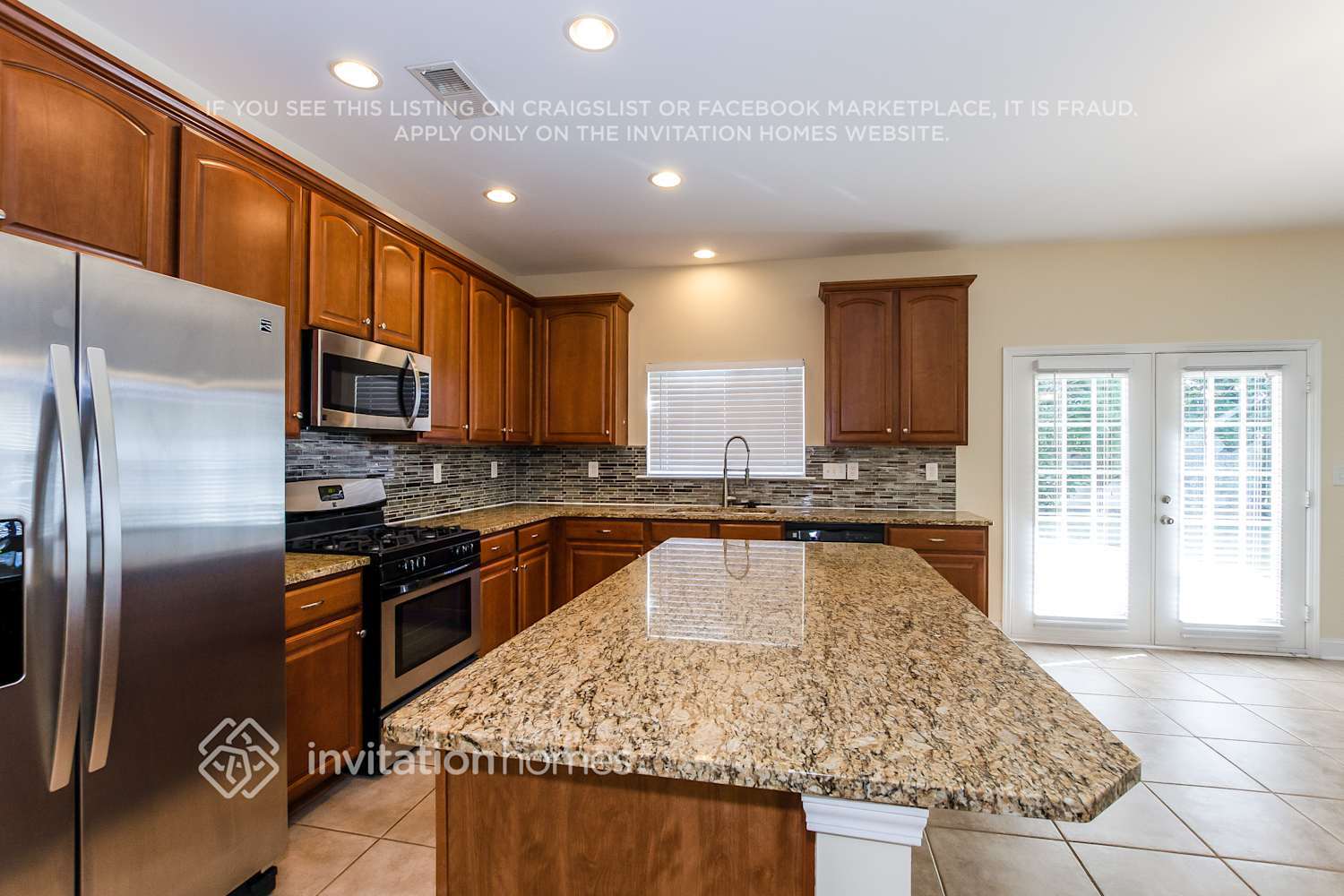 Building Photo - 112 Waterlynn Club Dr