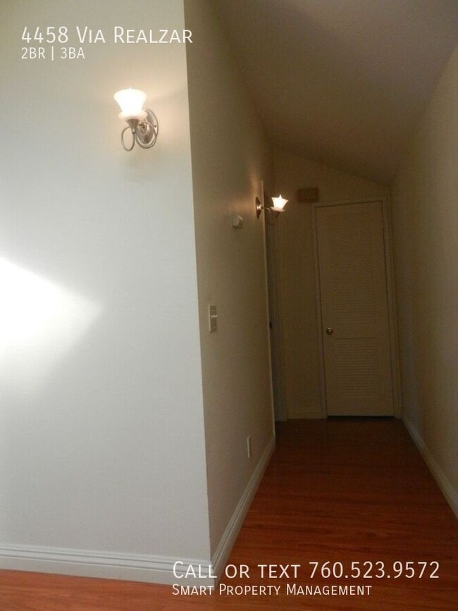 Building Photo - 4458 Via Realzar