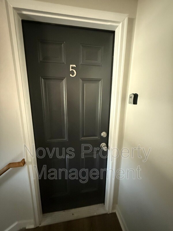 Building Photo - 901 Pacific Ave