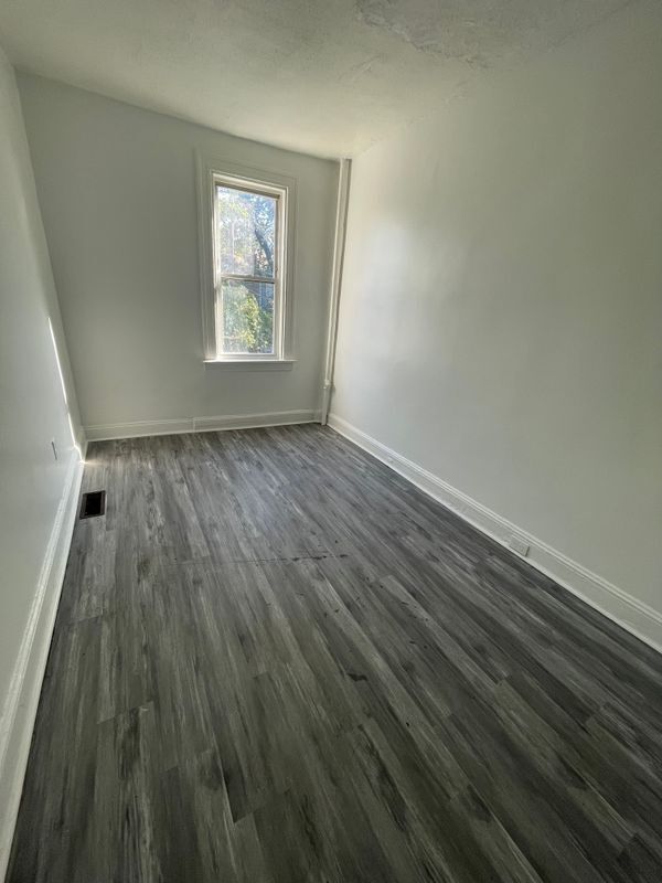 Building Photo - 2905 Norfolk Ave