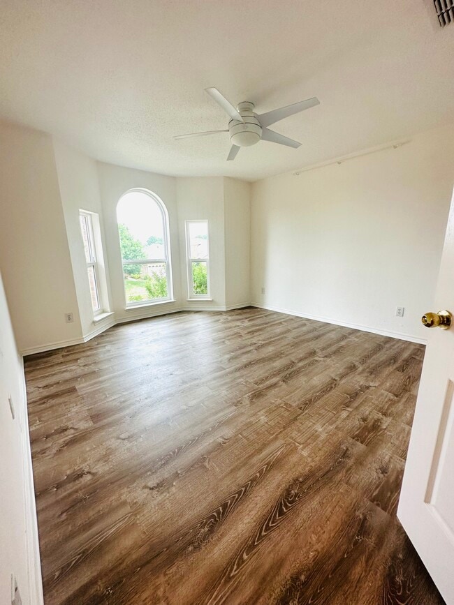 Building Photo - 4808 Nocona Dr