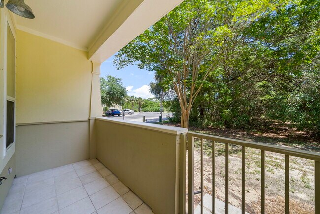Building Photo - 11 S Wildflower Dr