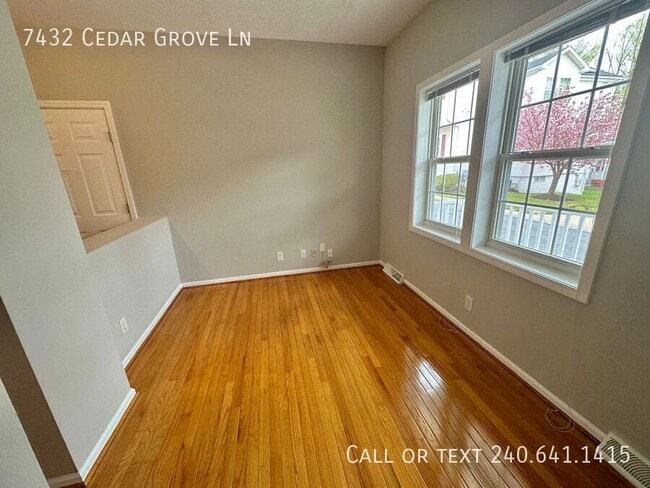 Building Photo - 7432 Cedar Grove Ln