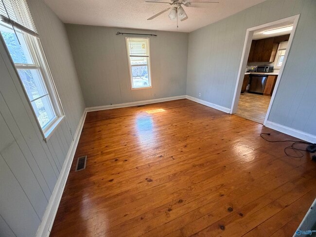 Building Photo - 28467 Schrimsher Rd