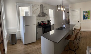 Building Photo - 86-88 Mechanic St