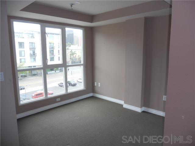 Building Photo - 875 G St