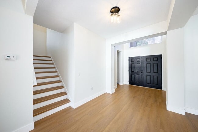Building Photo - 3600 Harbor Isles Ct