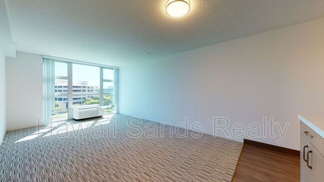 Building Photo - 7000 Hawaii Kai Dr