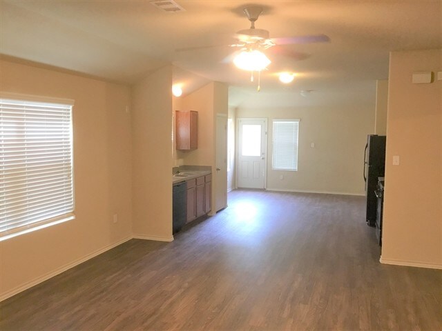 Building Photo - 2822 Wisner Cir